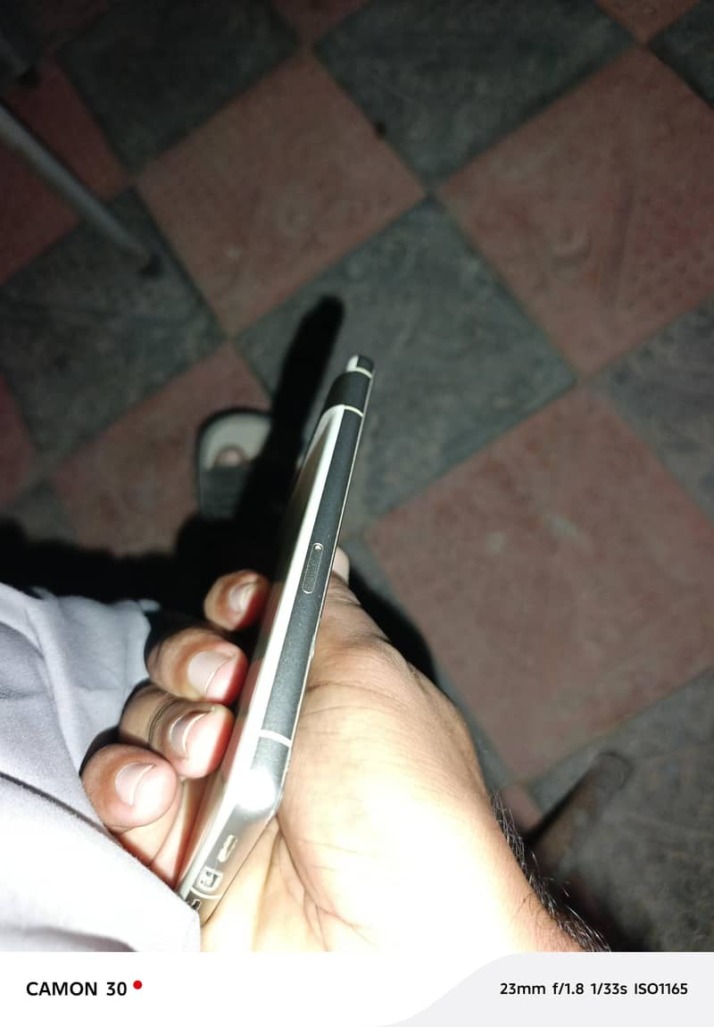 Google Pixel 7 6