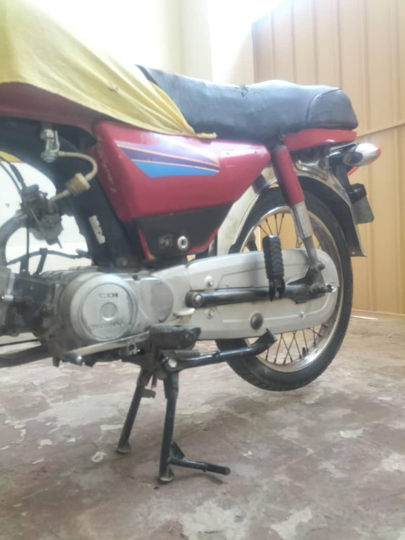 CD 70 2009 model 2