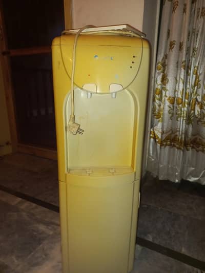 Water Dispenser gree