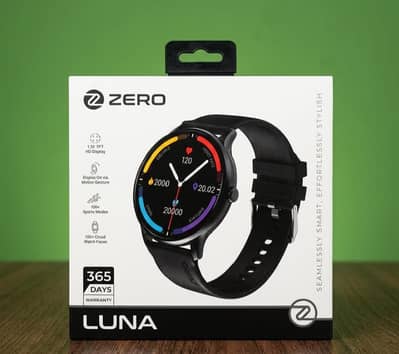 Luna Smart Watch Zero Lifestyle