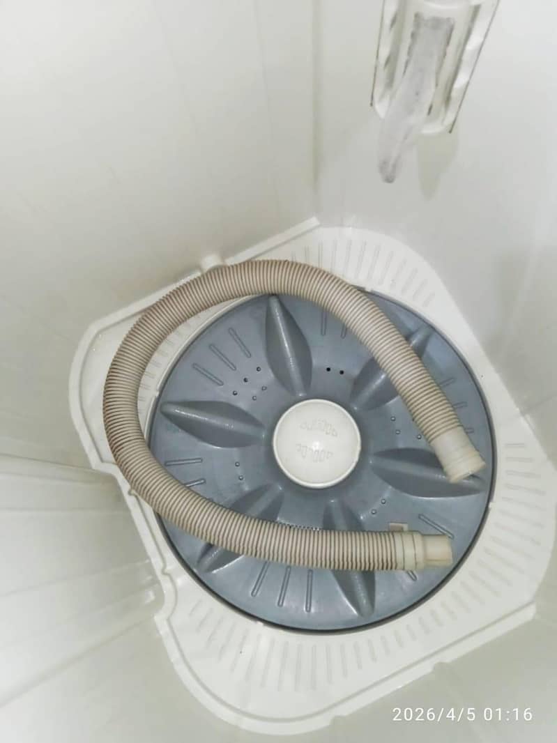 washing machine 10