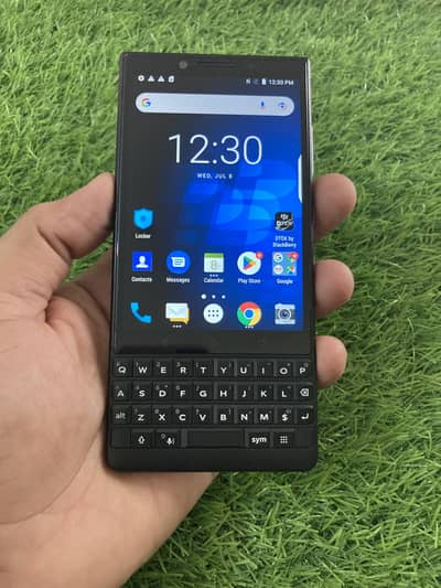 Blackberry key 2 6/64 Full Sim Time Available