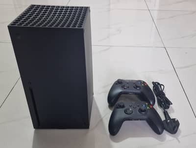 Xbox Series X 1TB with 2 Controllers