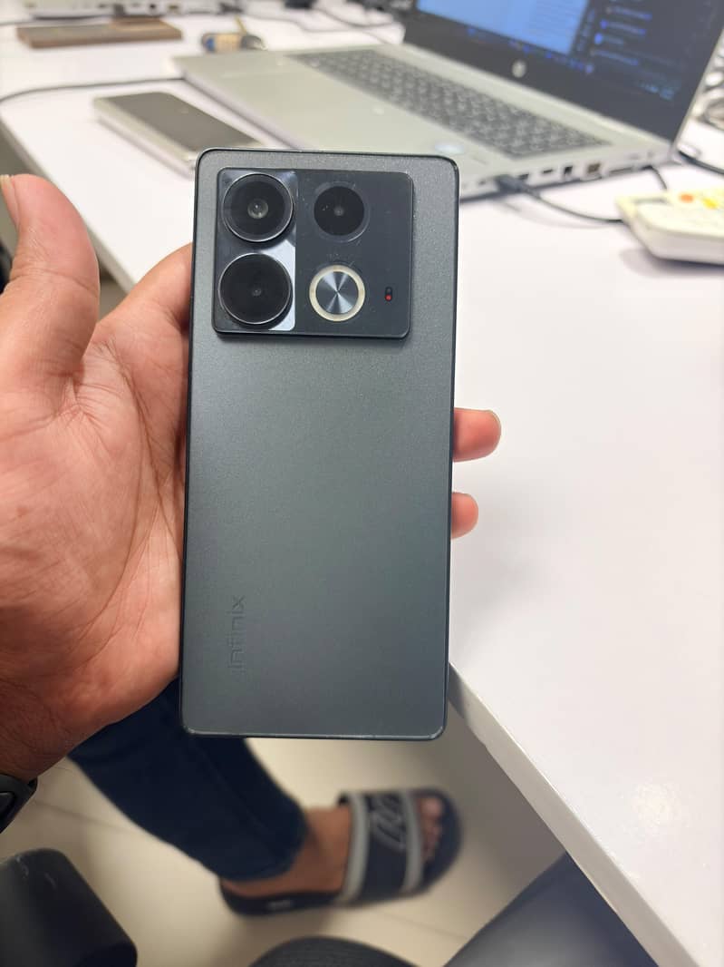 Infinix Note 40 2