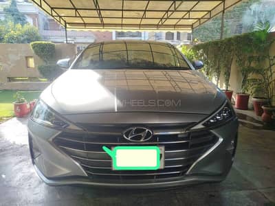 Hyundai Elantra 2021