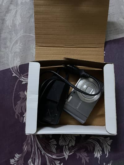 SONY DSC W810