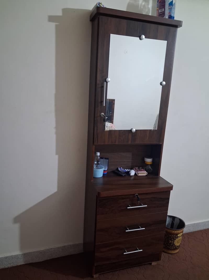 bedroom. set 3