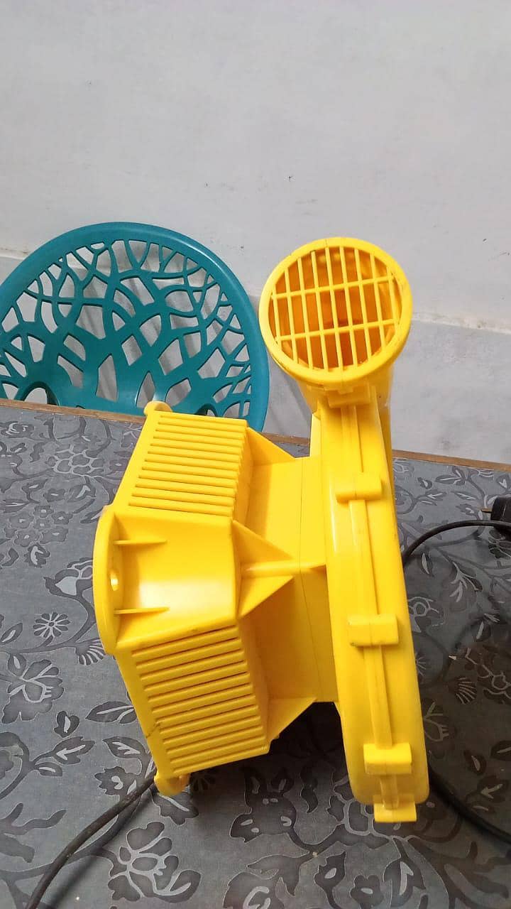 Jumping castle blower 4