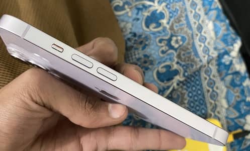 Apple iPhone 14