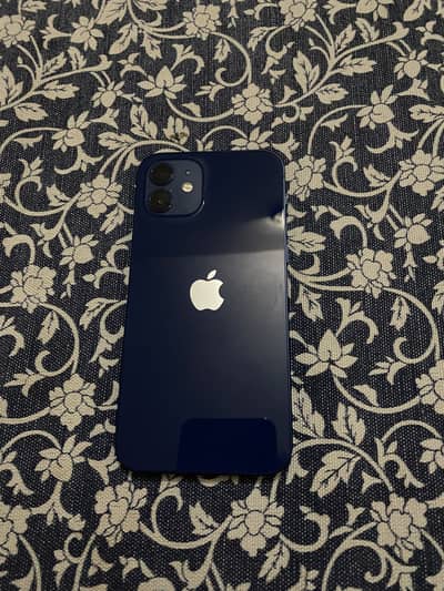 Apple iPhone 12