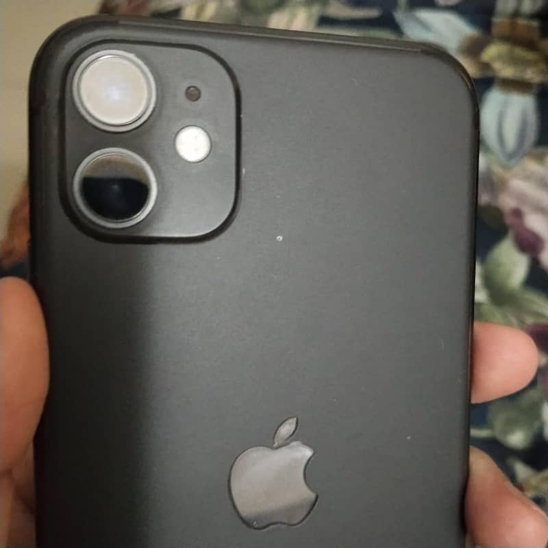 Apple iPhone 11 5