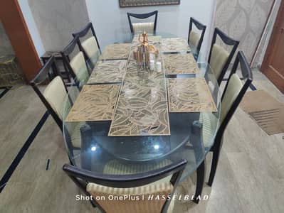 dining table with chairs for sale in emergency