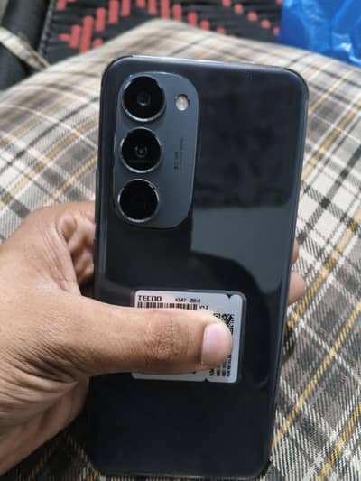 Tecno Spark 40 pro plus