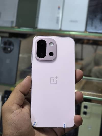 One Plus 13T Converted to 13s Global