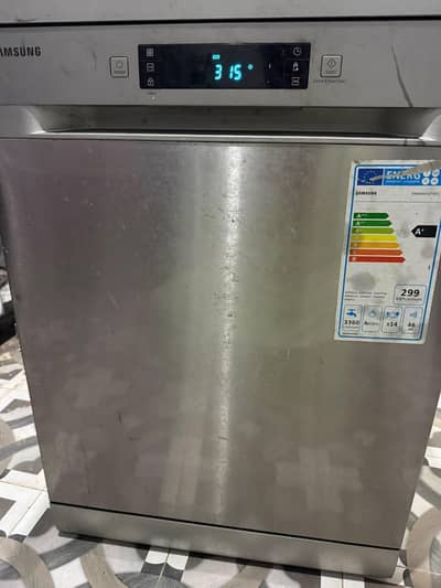 DISH WASHER FOR SELL