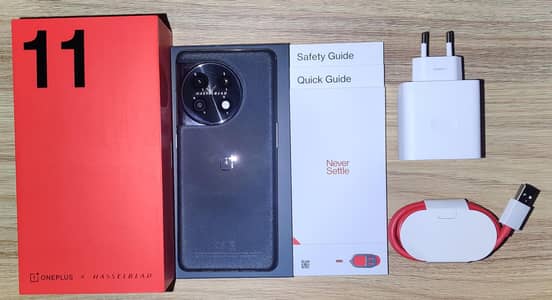 One Plus 11 5G box pack