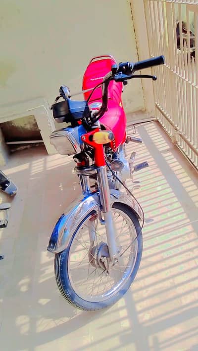 bike almost gunine h lee or chalie