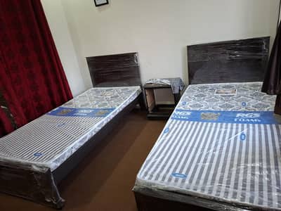 new single bed set ,4 days used
