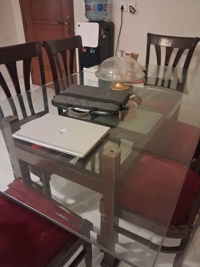 6 seater glass top dinning table