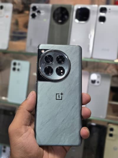One Plus 12 16/512