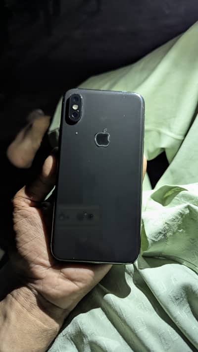 Apple iPhone XS