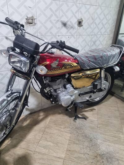 HONDA CG 125S GOLD EDITION AVAILABLE FOR SALE