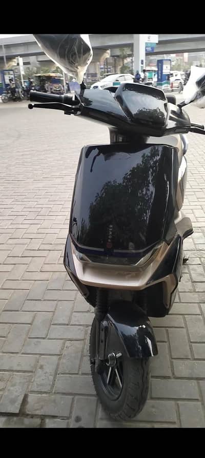 Electric scooty smart pro for sale in Lahore