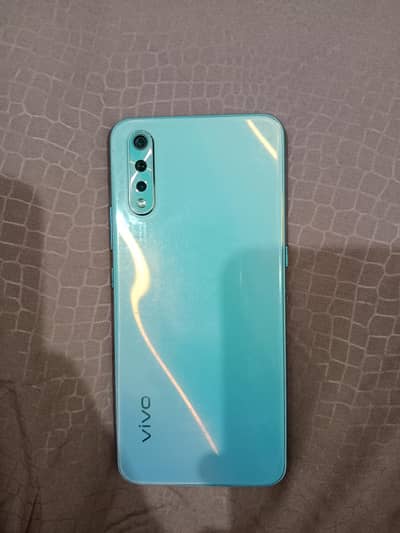 Vivo S1