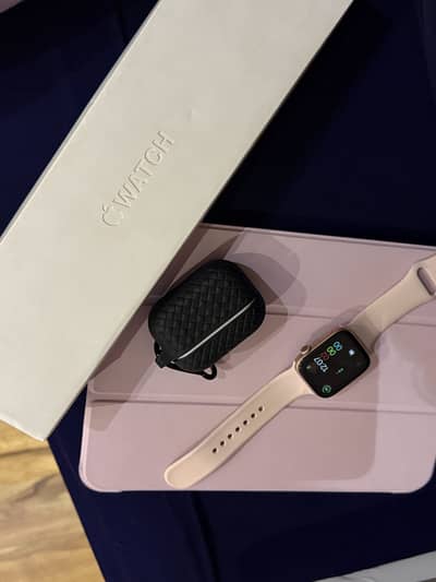 Apple Watch Series 6 | 44 MM | Pink | Rose Gold Body
