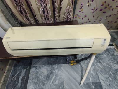 1.5 ton acson brand ac for sell original condition