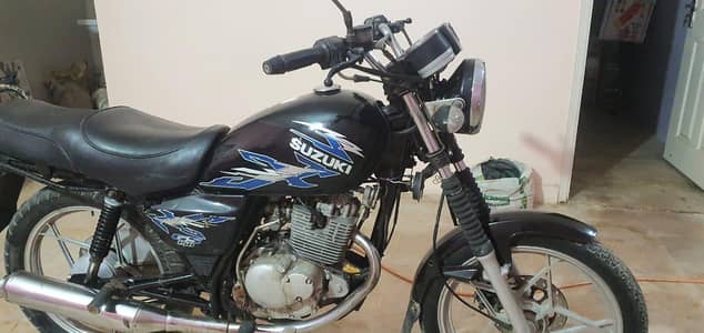 Suzuki GS 150 SE