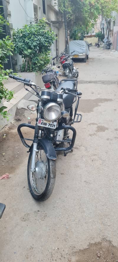 Suzuki GS150 | 2020 Model
