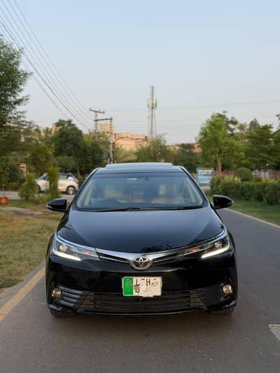 Toyota Corolla Altis Grande 1.8 model 2019