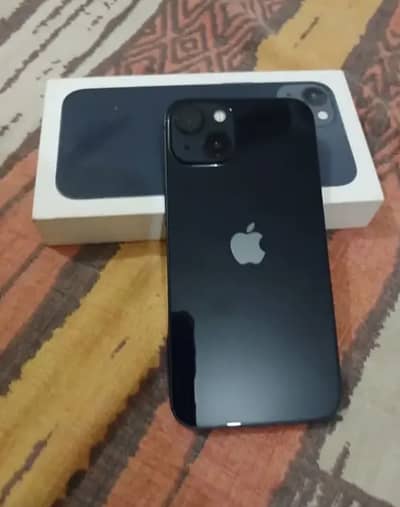 Apple iPhone 13