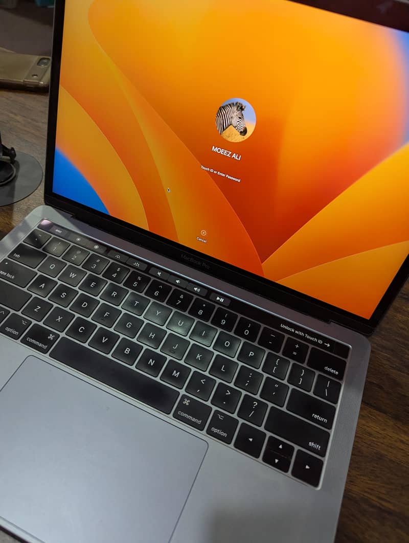 2017 Pro touchbar 4