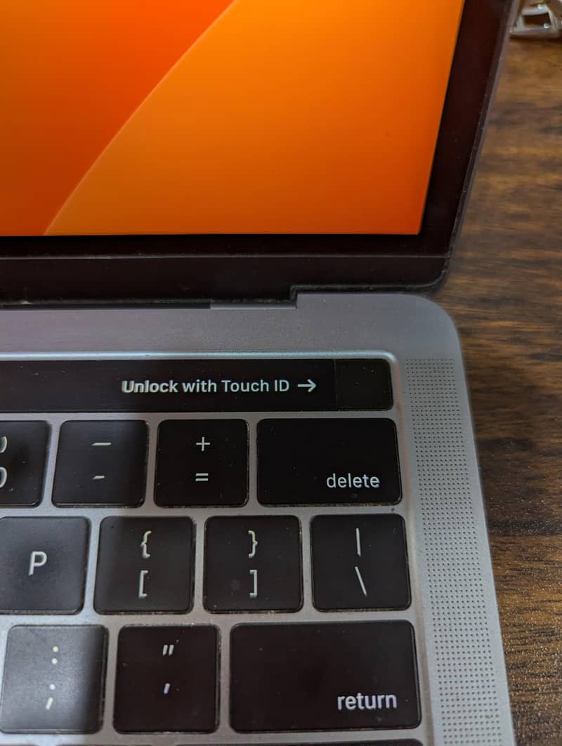 2017 Pro touchbar 5