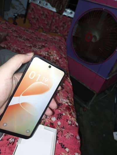 Infinix hot 60I box charger complete5month warrty 10/9.5