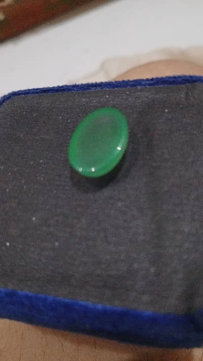 A good green hakik stone