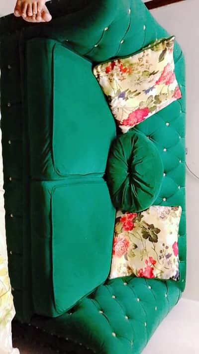 Room 2 seater sofa