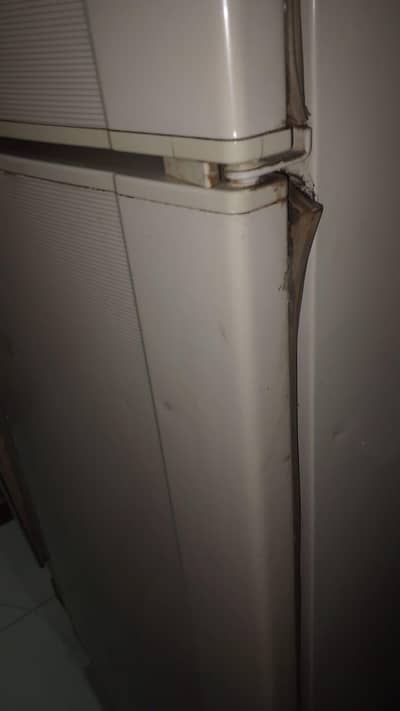 Dawlance Large Fridge