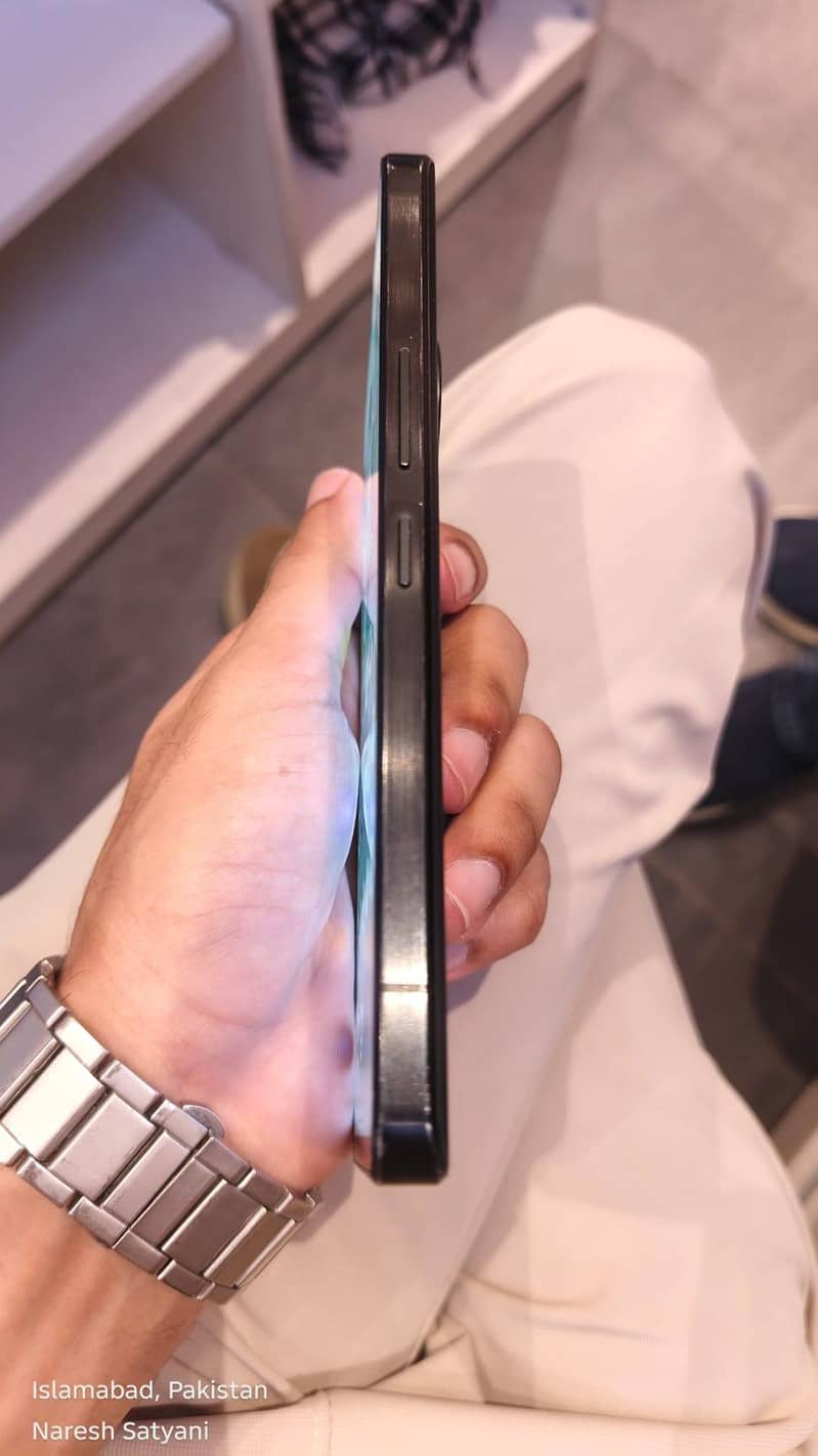 Sharp Aquos R7 2
