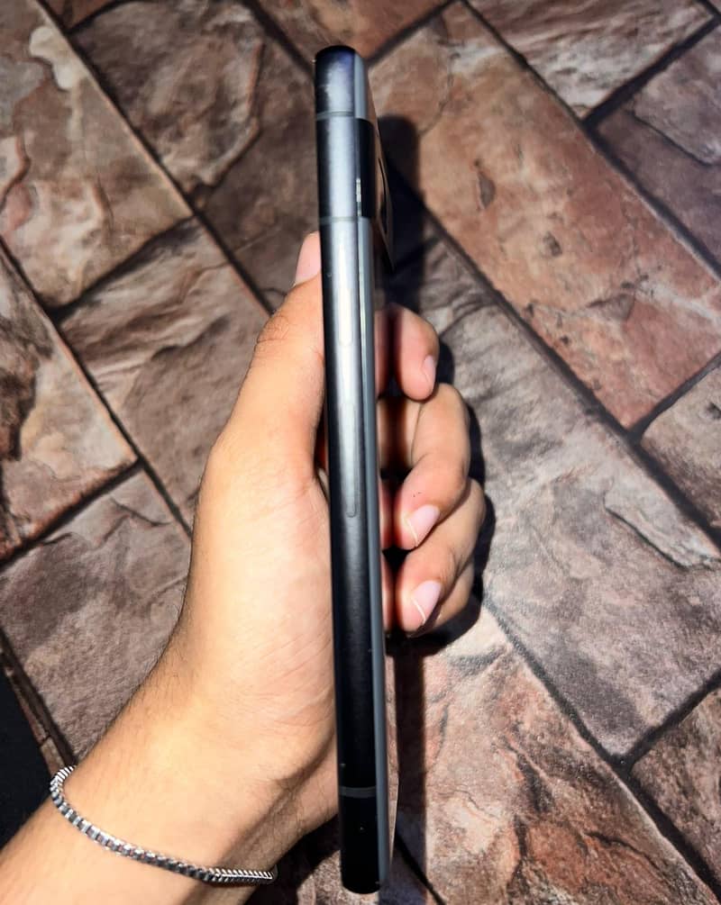 Google Pixel 7a 4