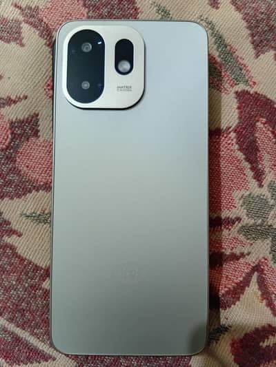 Itel City 100