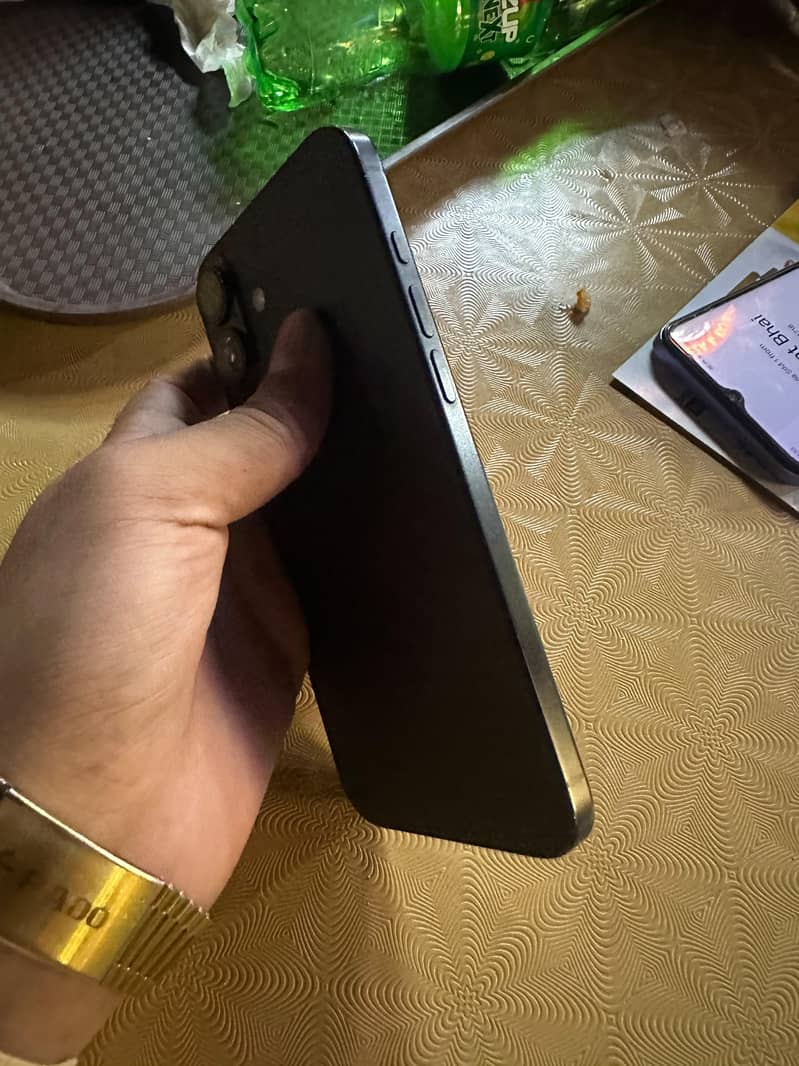 IPHONE 16PLUS JV 2