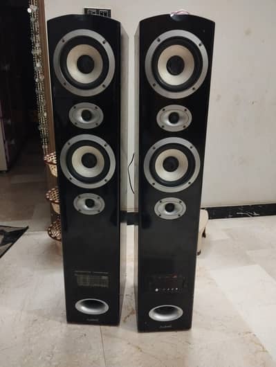 AUDIONIC SPEAKERS