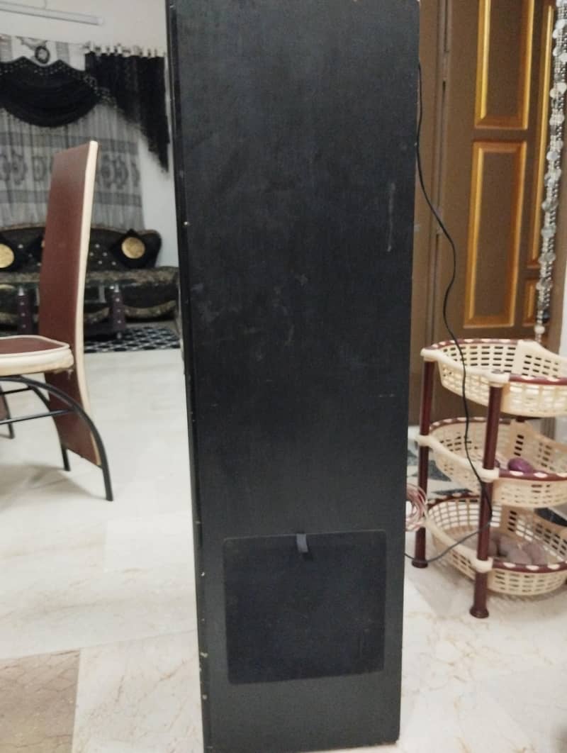 AUDIONIC SPEAKERS 1
