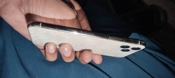 Apple iPhone 11 Pro