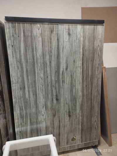 2 door Wardrobe/ Almari / cupboard / furniture / almirah / wardrobe