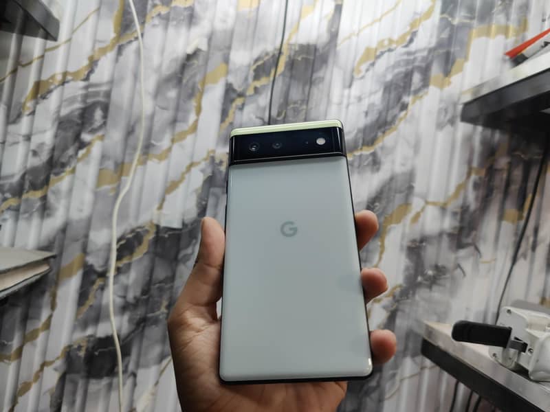 Google Pixel 6 0