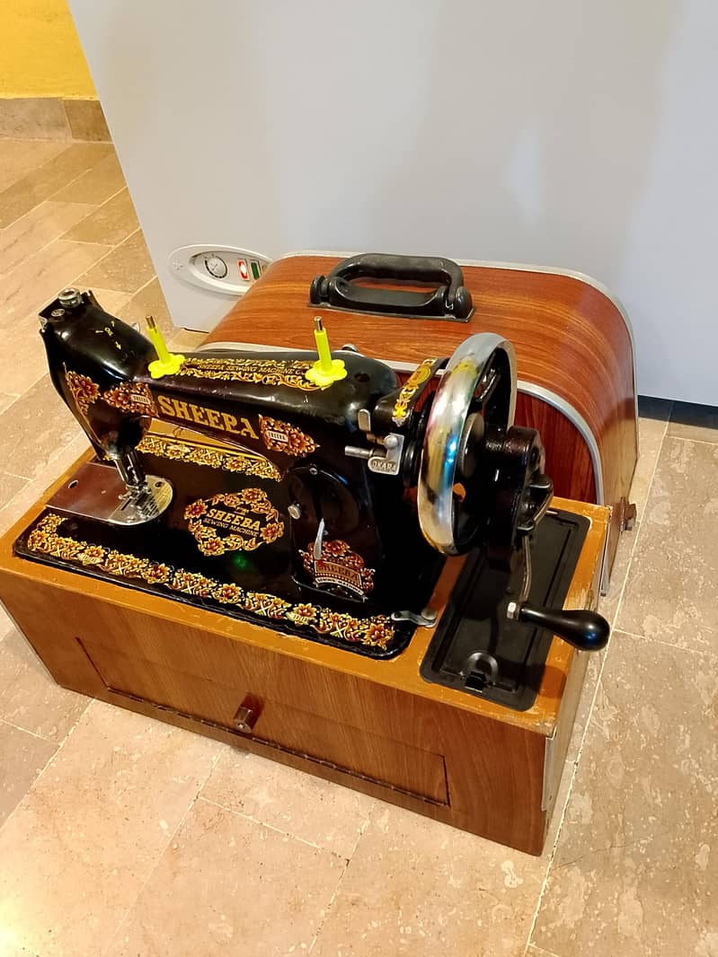 SEWING MACHINE 6